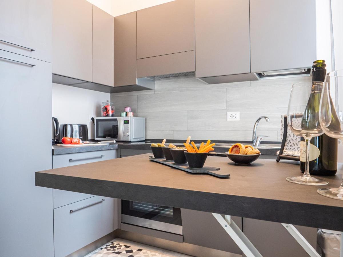 The Best Rent - Apartment With Balcony In Milan Downtown Luaran gambar