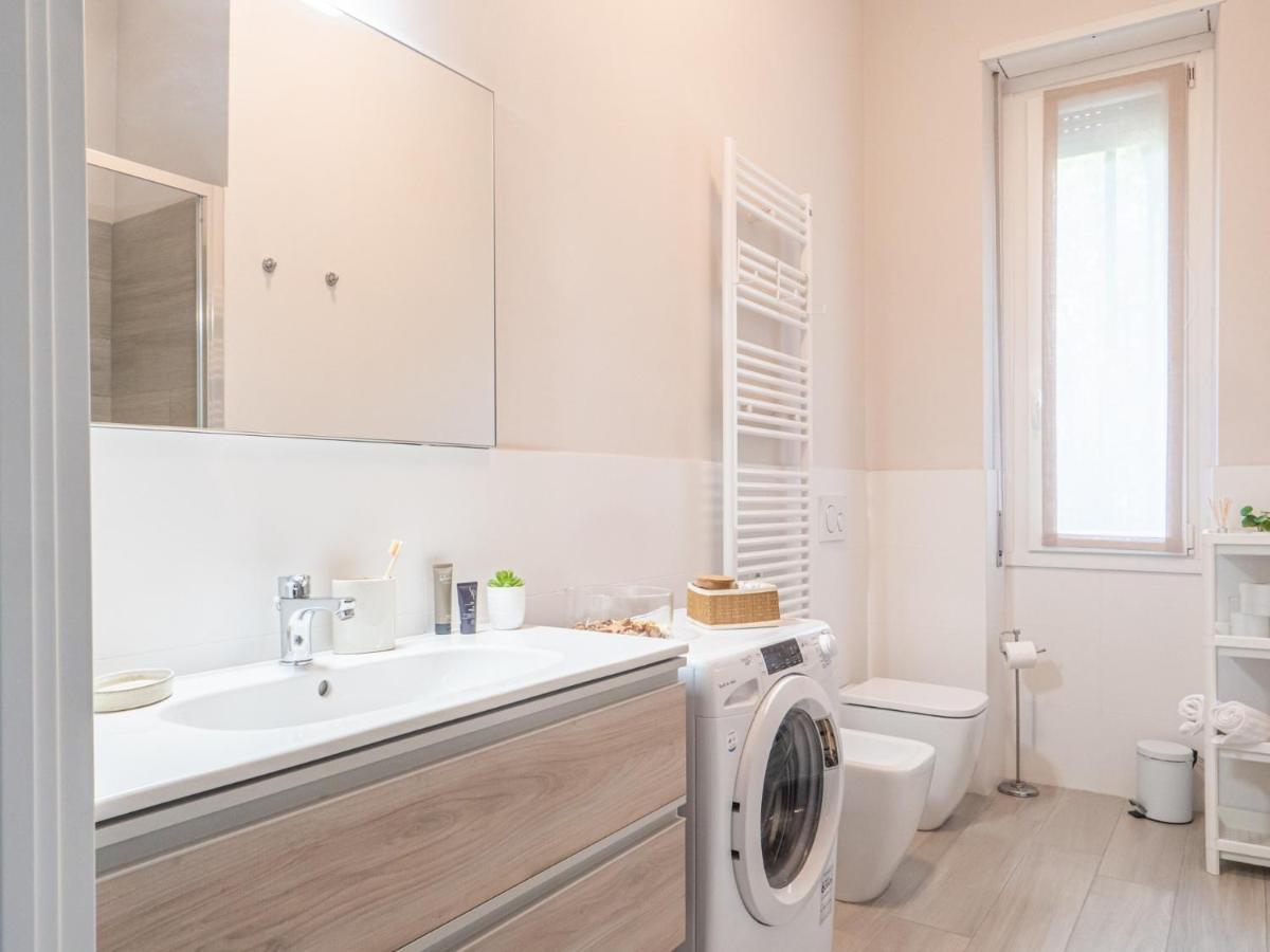 The Best Rent - Apartment With Balcony In Milan Downtown Luaran gambar
